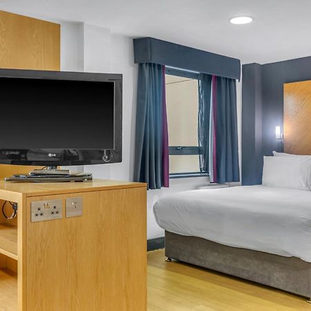 Roomzzz Leeds City West Ngoại thất bức ảnh