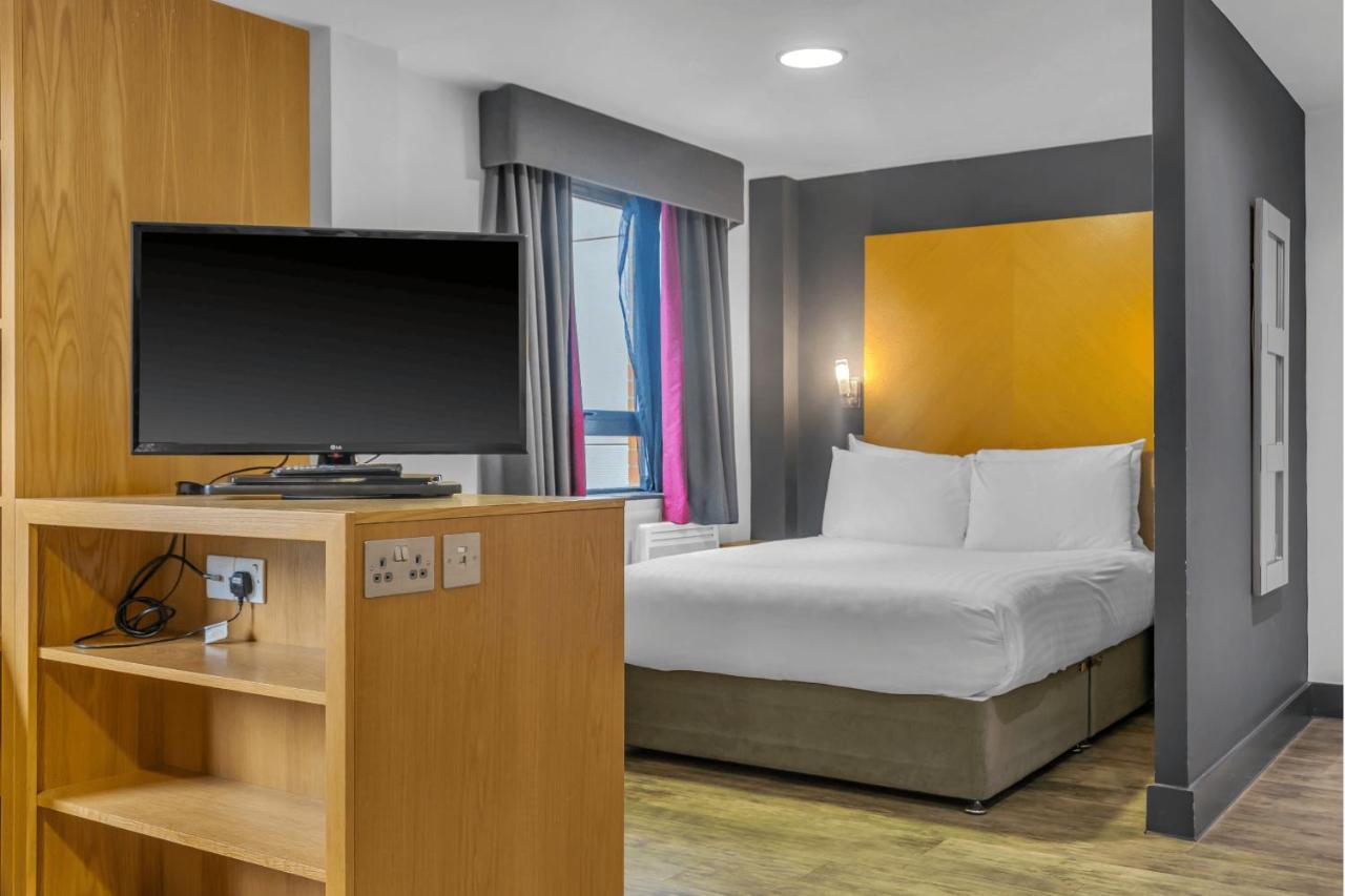 Roomzzz Leeds City West Ngoại thất bức ảnh